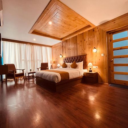 Tata Vista Resort Mall Road Manali - Centrally Heated & Air Cooled 외부 사진
