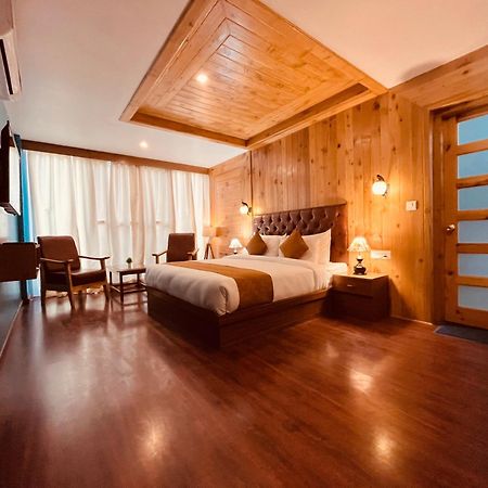 Tata Vista Resort Mall Road Manali - Centrally Heated & Air Cooled 외부 사진