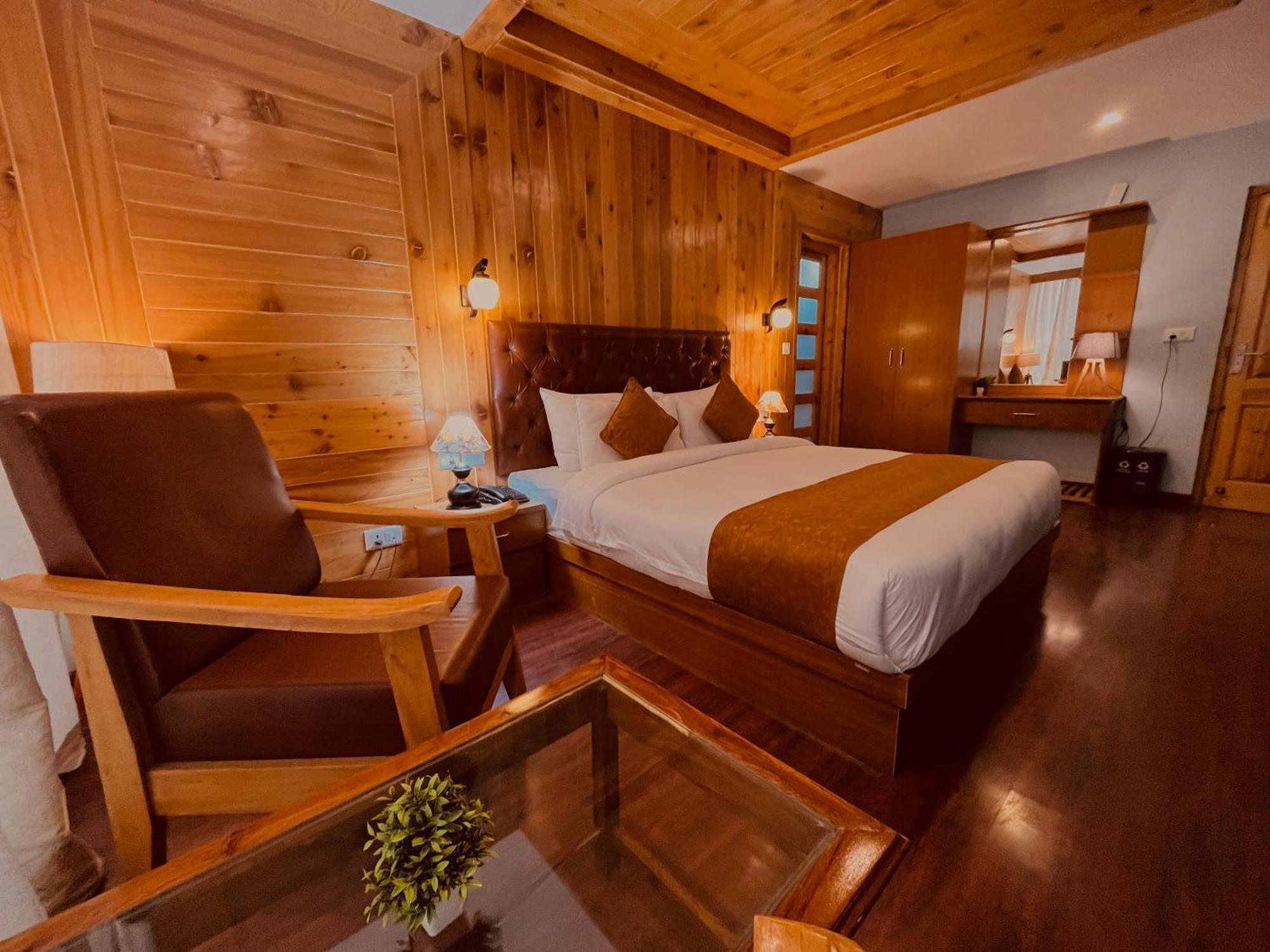 Tata Vista Resort Mall Road Manali - Centrally Heated & Air Cooled 외부 사진