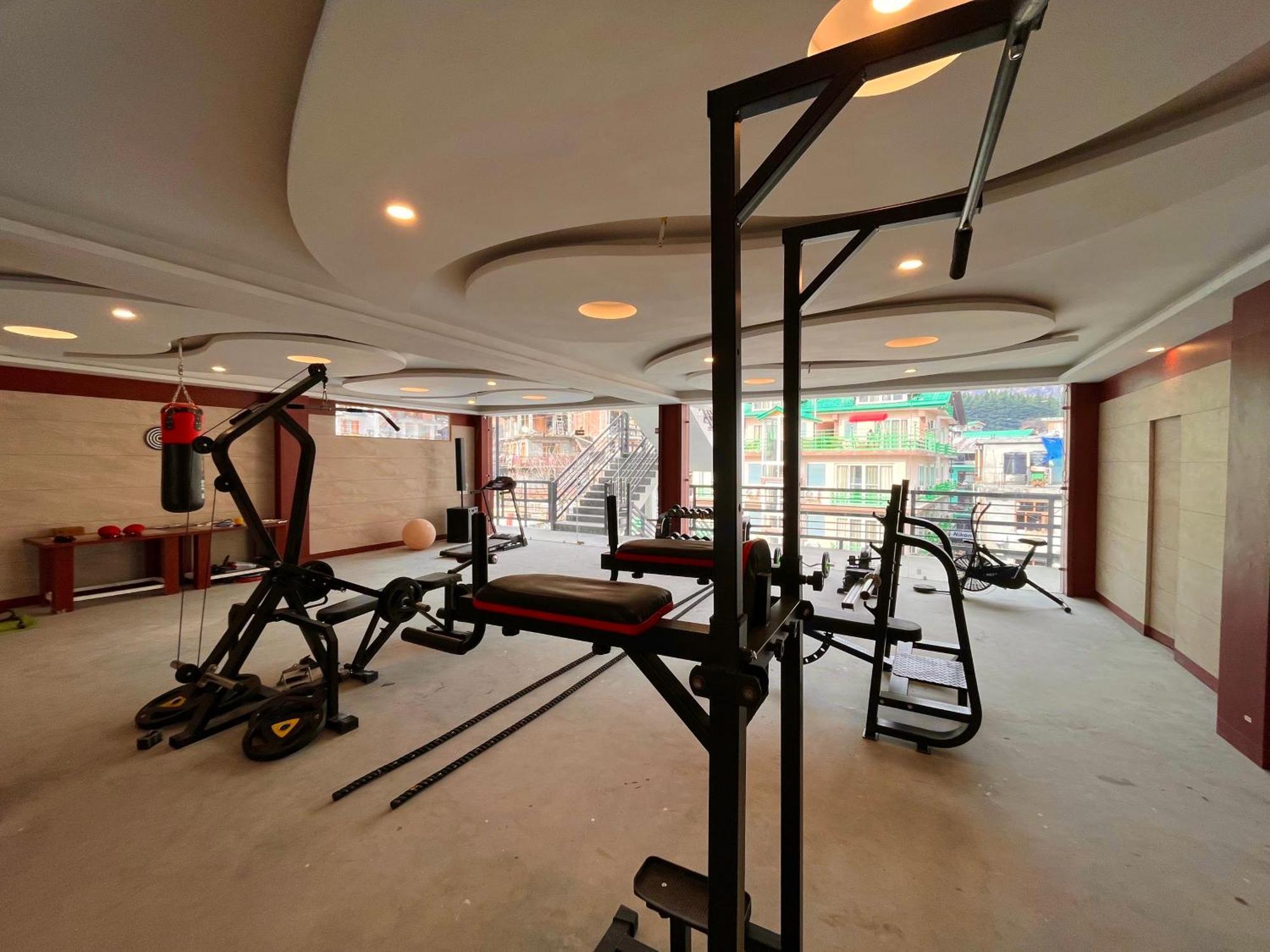 Tata Vista Resort Mall Road Manali - Centrally Heated & Air Cooled 외부 사진